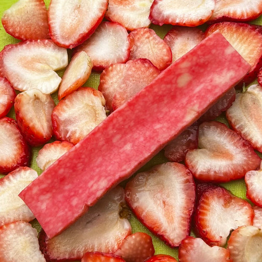 Strawberry Yak Chews: Large